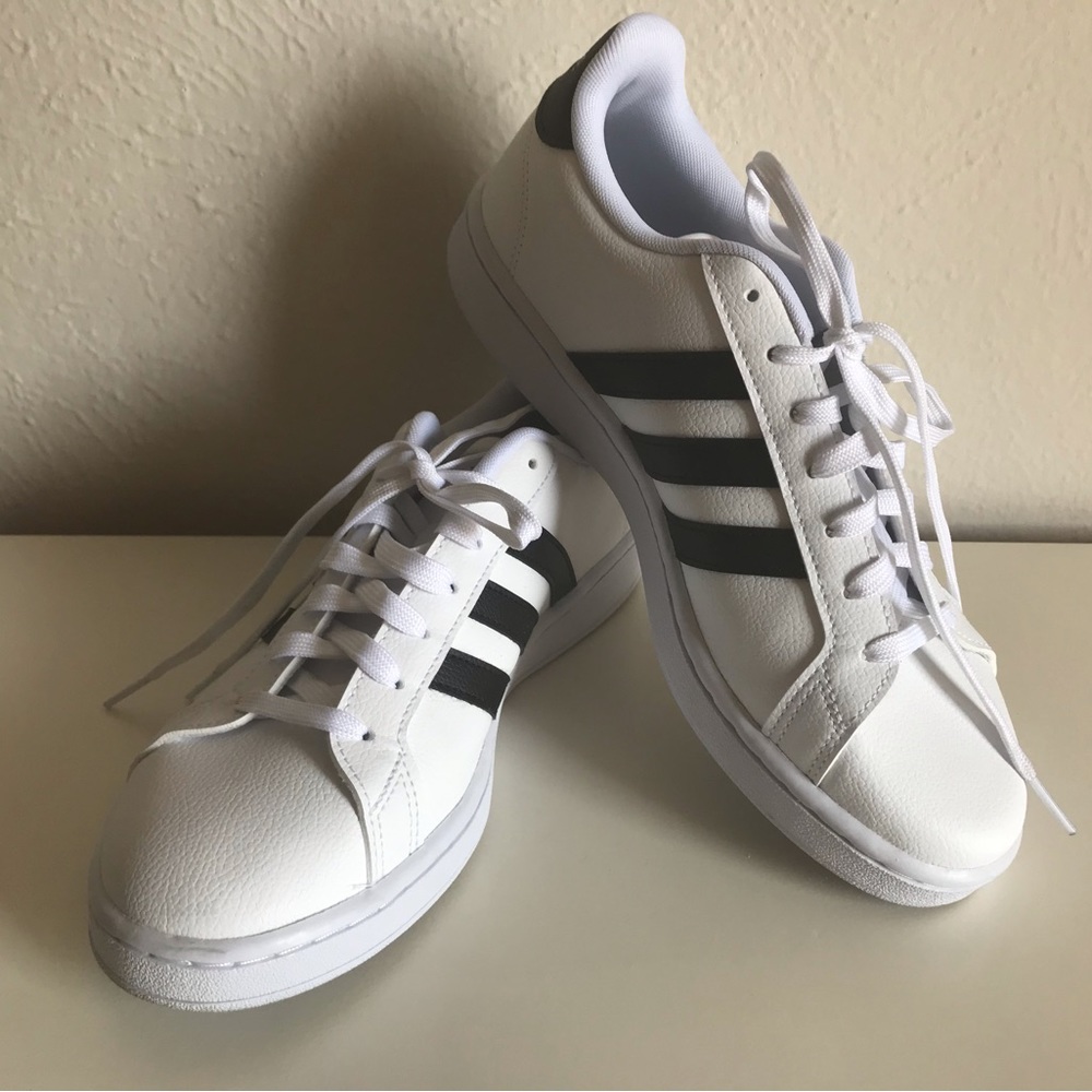Adidas - Black Signature 3-Stripes - Size 10